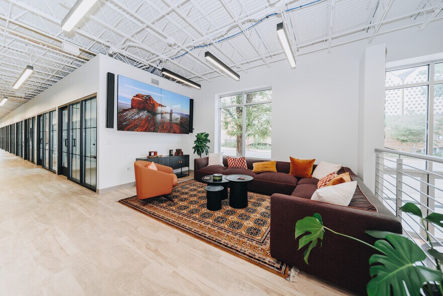 More Photos Of 2040 14th St, Boulder Office For Lease