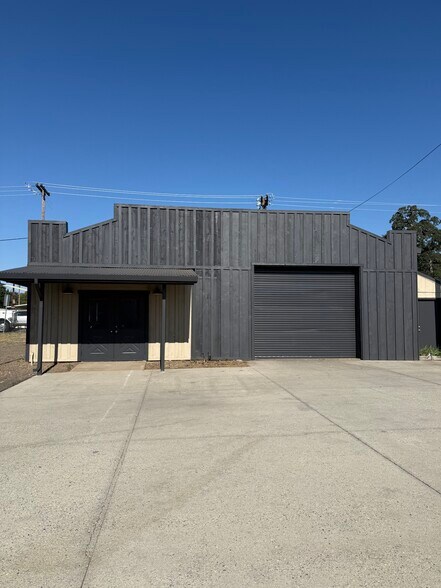 Primary Photo Of 22020 Old 44 Dr, Palo Cedro Freestanding For Lease