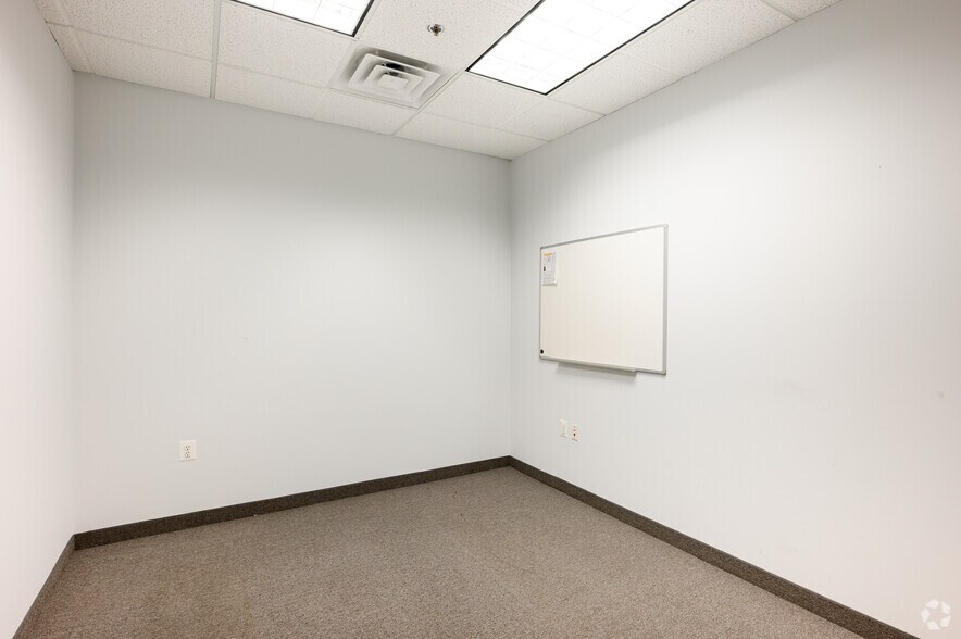 More Photos Of 150 Riverside Pky, Fredericksburg Office For Lease