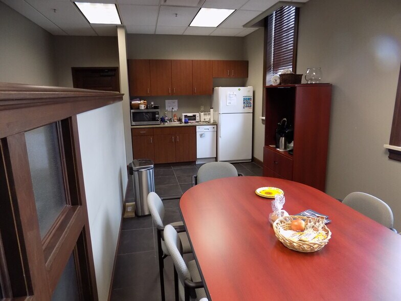 More Photos Of 2100 Market St, Wheeling Office For Lease