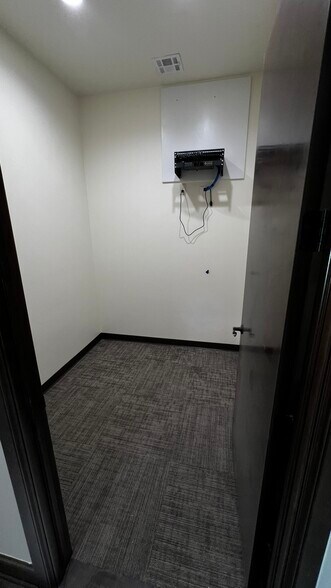 More Photos Of 922 SW 107th St, Oklahoma City Medical For Lease