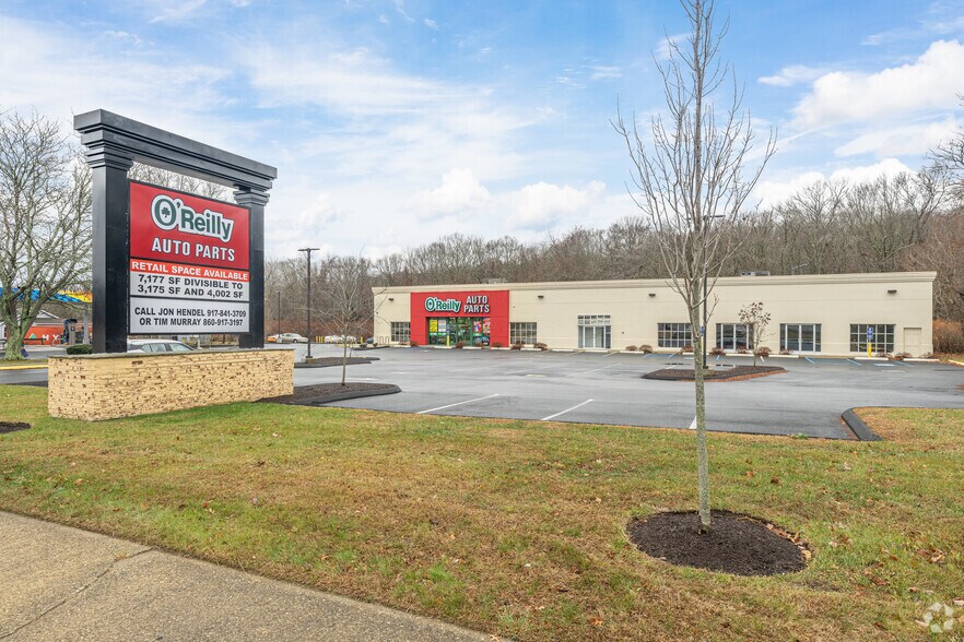 More Photos Of 721 Long Hill Rd, Groton Freestanding For Lease