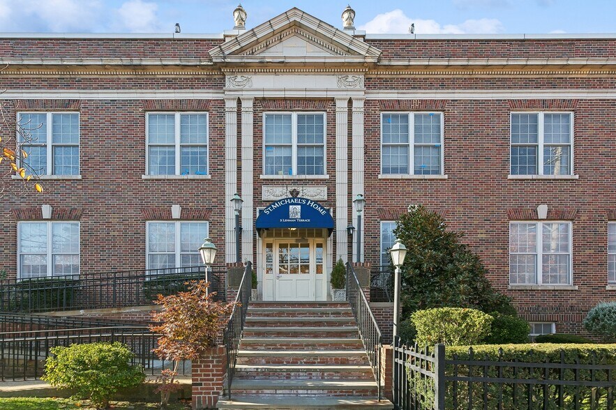 More Photos Of 3 Lehman Ter, Yonkers Congregate Senior Housing For Sale