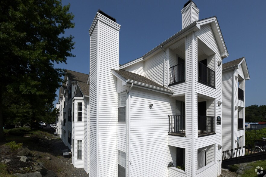 More Photos Of 100 Elena St, Cranston Apartments For Sale