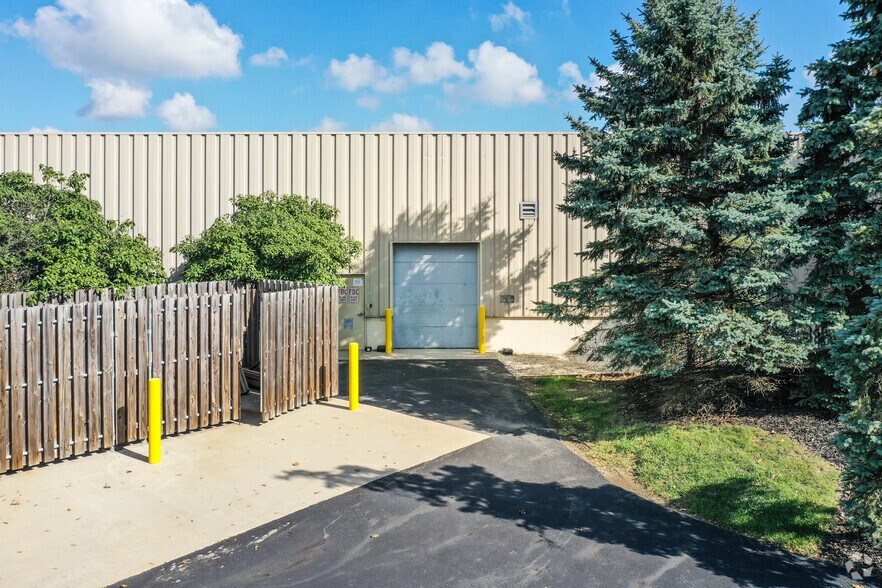 More Photos Of 5160-5168 Blazer Pky, Dublin Warehouse For Lease