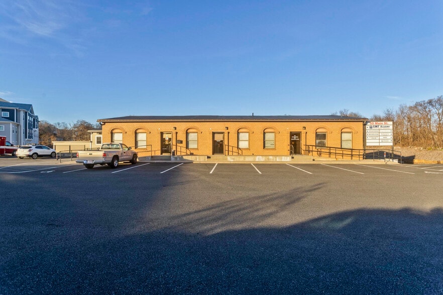 Primary Photo Of 55 Main St, Chicopee Storefront Retail Office For Lease