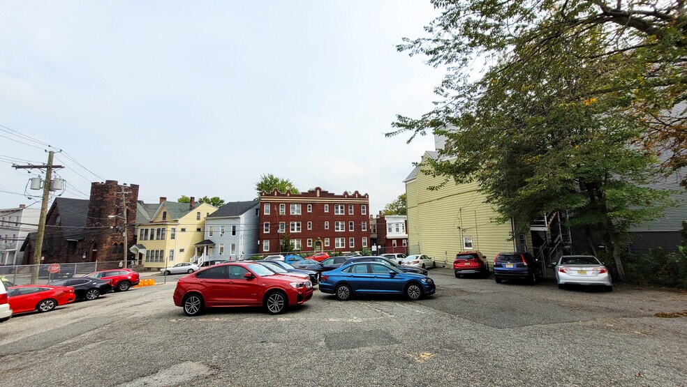 More Photos Of 221-225 Spring St, Paterson Specialty For Sale