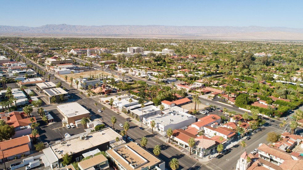 More Photos Of 830 N Palm Canyon Dr, Palm Springs Storefront Retail Office For Lease