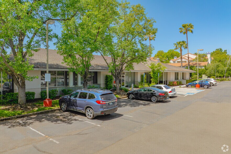 More Photos Of 6000 Fairway Dr, Rocklin Medical For Sale