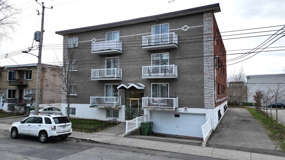 Primary Photo Of 11550 Av Balzac, Montréal Apartments For Sale