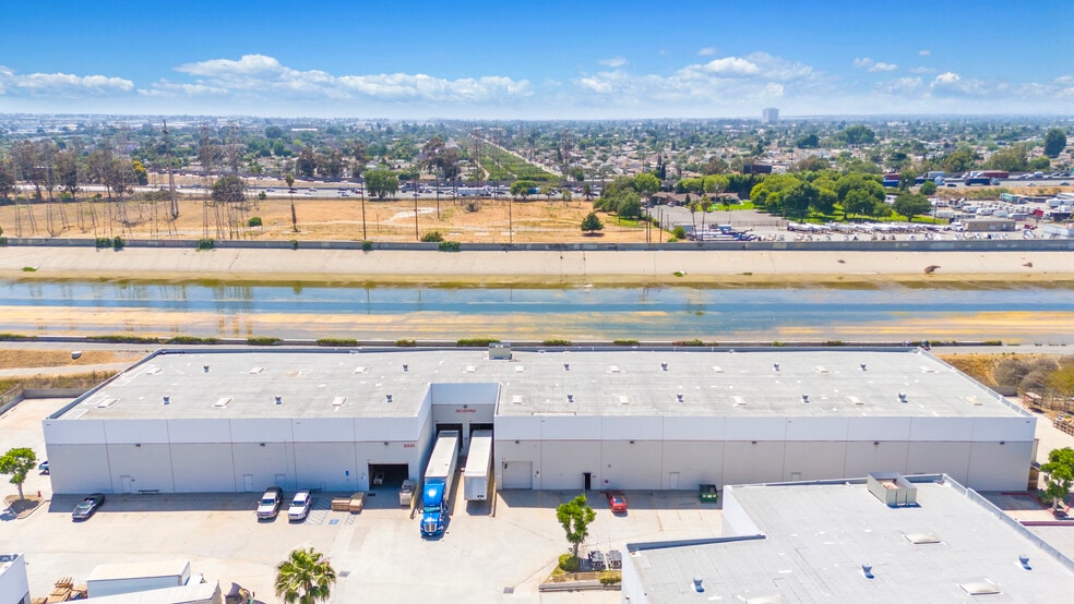 More Photos Of 6935-6947 Atlantic Ave, Long Beach Warehouse For Lease