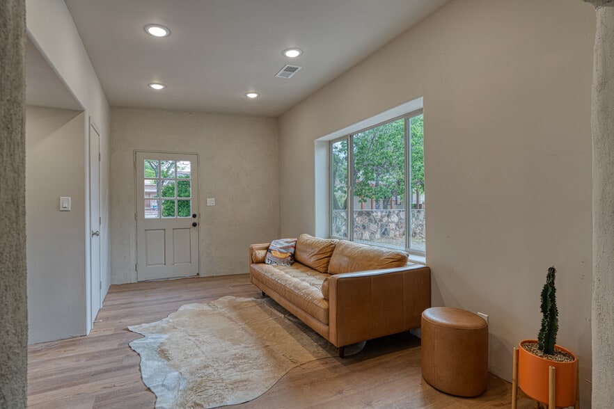 More Photos Of 720-724 School St, Espanola Apartments For Sale