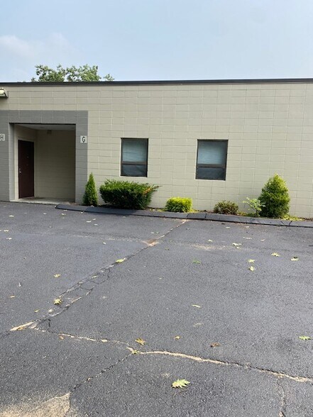 More Photos Of 15 Enterprise Ln, Smithfield Industrial For Lease