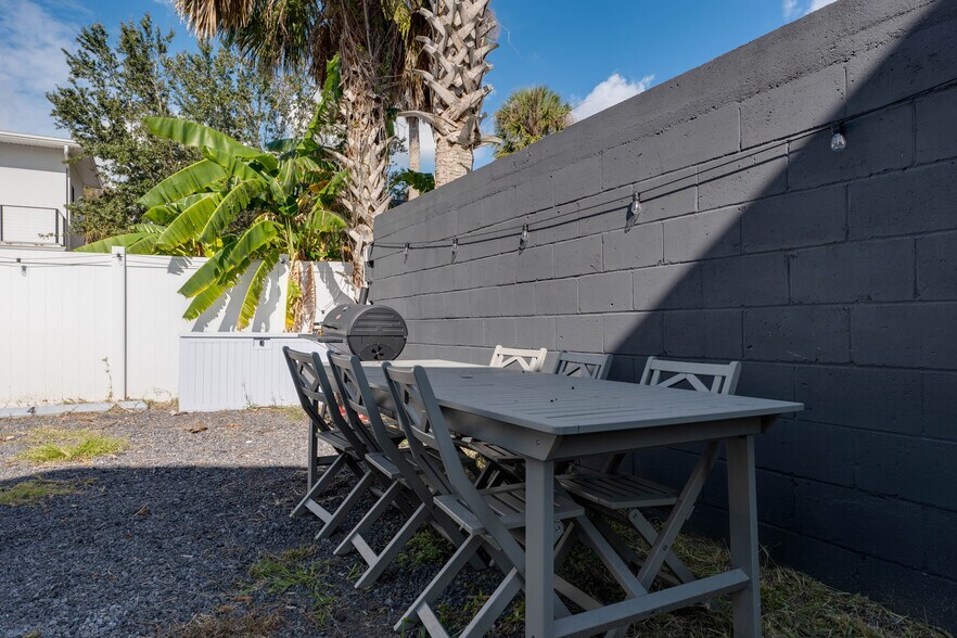 More Photos Of 404 Margaret St, Neptune Beach Multifamily For Sale