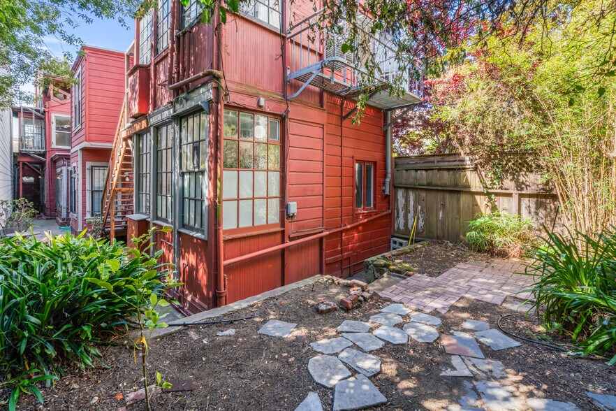 More Photos Of 2332-2334 California Street, San Francisco Apartments For Sale