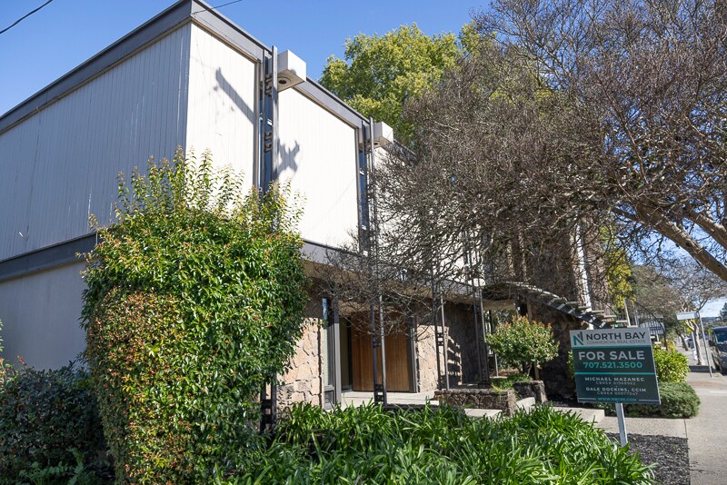More Photos Of 717 College Ave, Santa Rosa Office For Sale