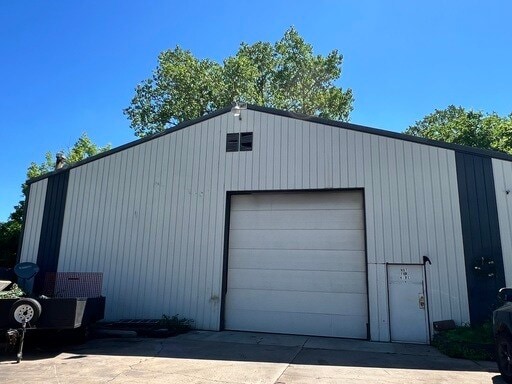 Primary Photo Of 17705 Lathrop Ave, Harvey Warehouse For Sale