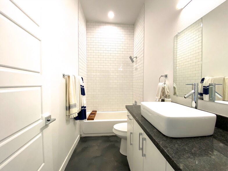 More Photos Of 3625 N 16th St, Phoenix Apartments For Sale