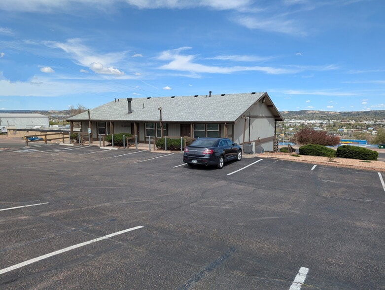 More Photos Of 1025 W Fillmore St, Colorado Springs Office For Lease