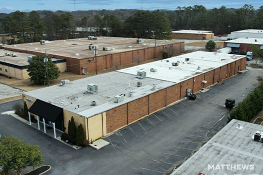 More Photos Of 4470 Commerce Dr SW, Atlanta Warehouse For Lease