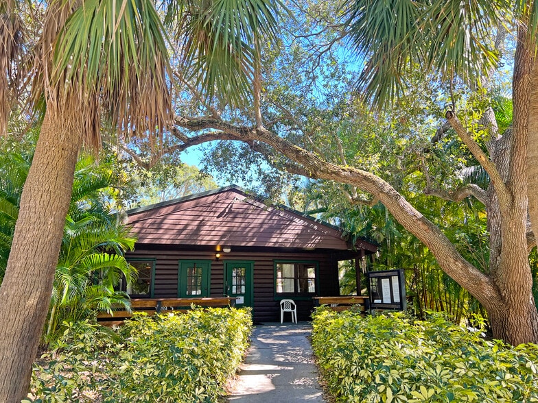 More Photos Of 2726 Burns Rd, Palm Beach Gardens Religious Facility For Sale