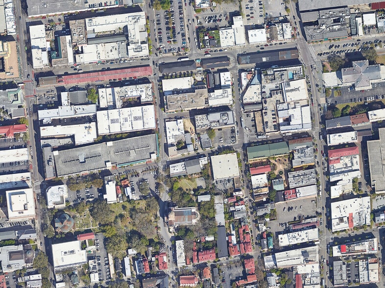 More Photos Of 9 Linguard St, Charleston General Retail For Lease