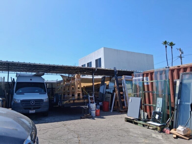 More Photos Of 18738 Sherman Way, Reseda Storefront For Sale