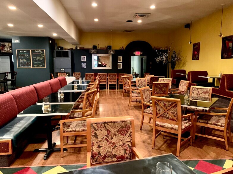 More Photos Of 41-45 N Potomac St, Hagerstown Restaurant For Sale