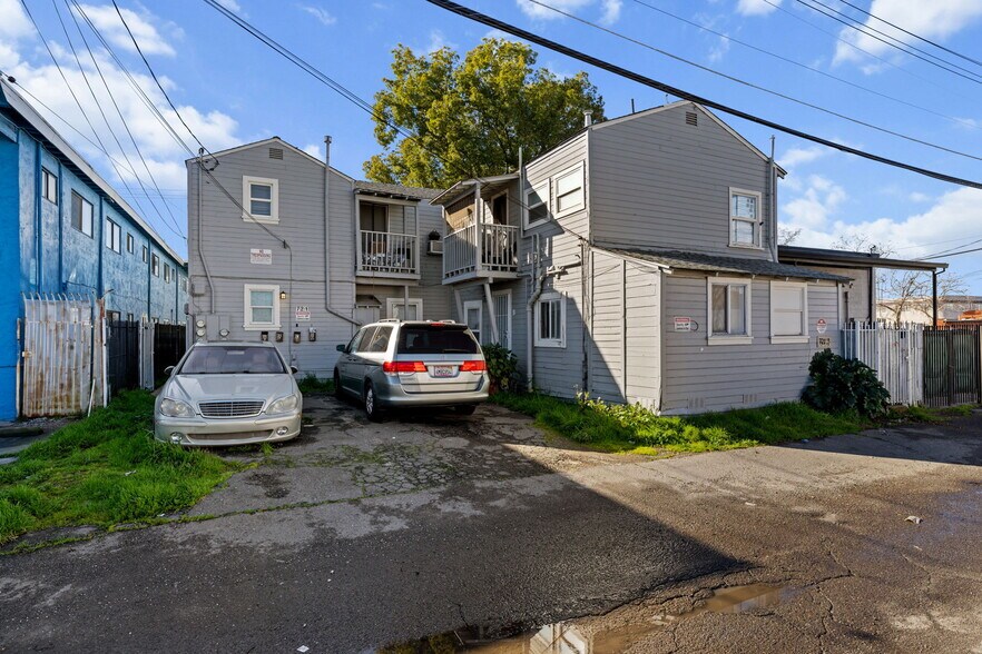More Photos Of 715 Dixieanne Ave, Sacramento Apartments For Sale