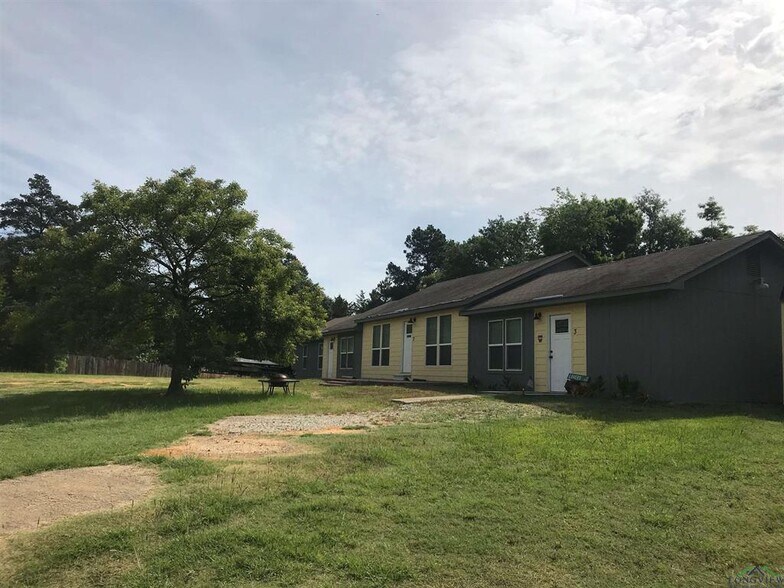 More Photos Of 1609 N Main St, Gladewater Land For Sale