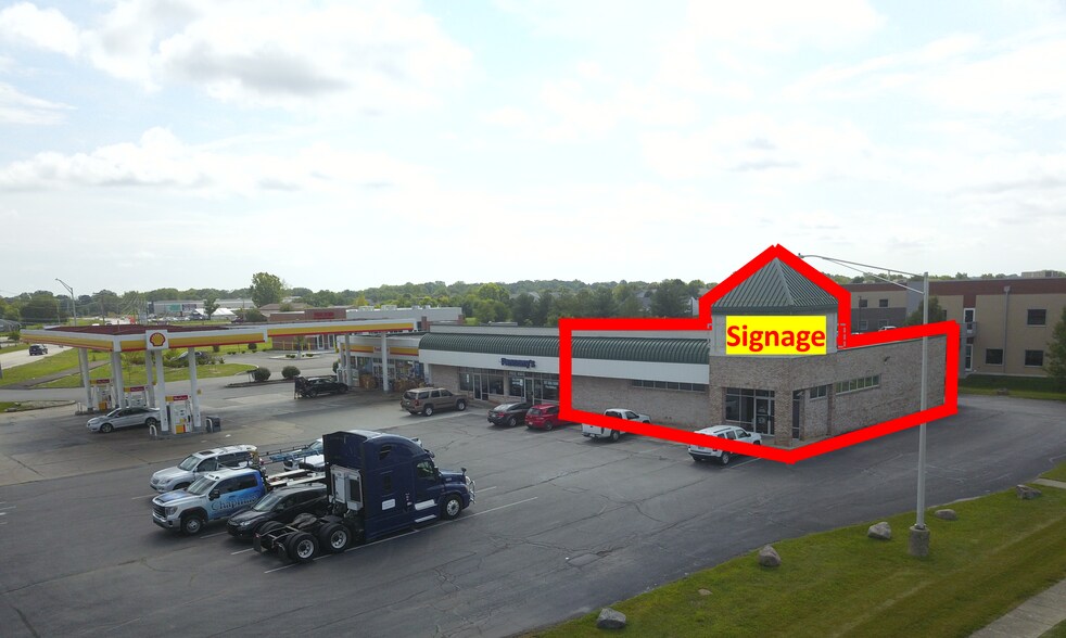 Primary Photo Of 1447 E Main St, Brownsburg Unknown For Lease