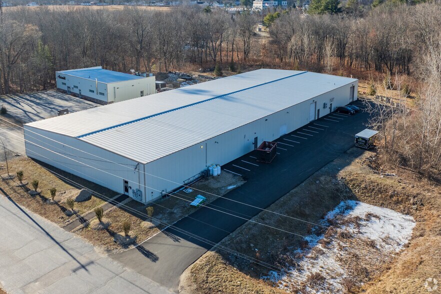 More Photos Of 1771 Lock Dr, Leominster Warehouse For Lease