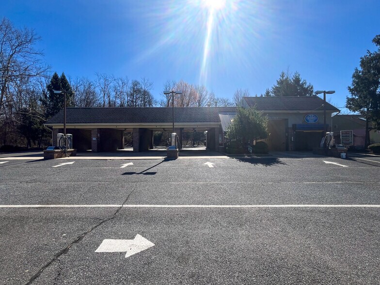 Primary Photo Of 641 Bridgeton Pike, Mantua Carwash For Sale