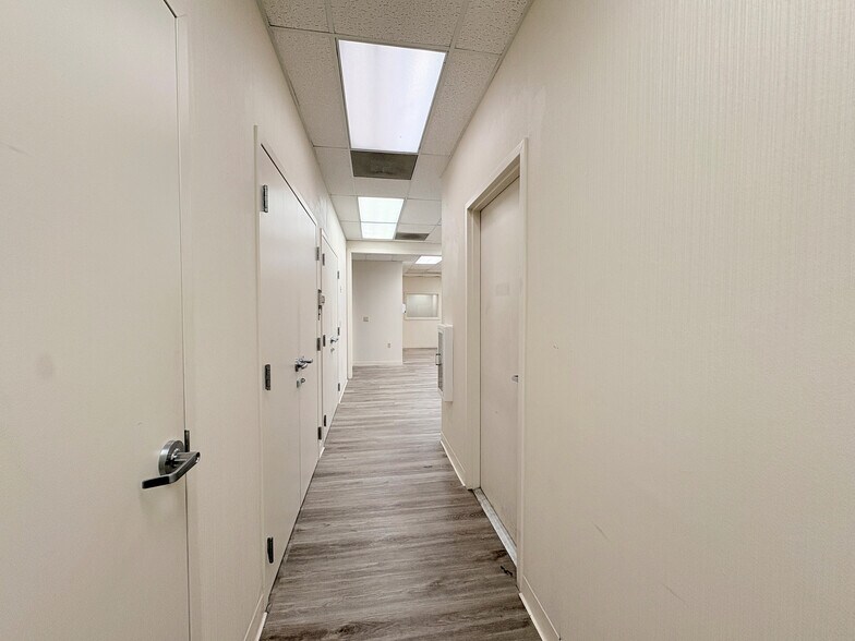 More Photos Of 45 S New York Ave, Galloway Unknown For Lease