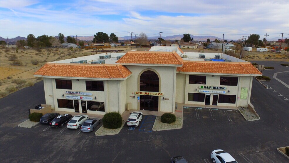 More Photos Of 14075 Hesperia Rd, Victorville Office For Sale