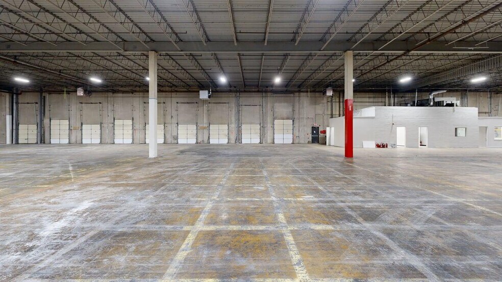 More Photos Of 40d Cotters Ln, East Brunswick Manufacturing For Lease