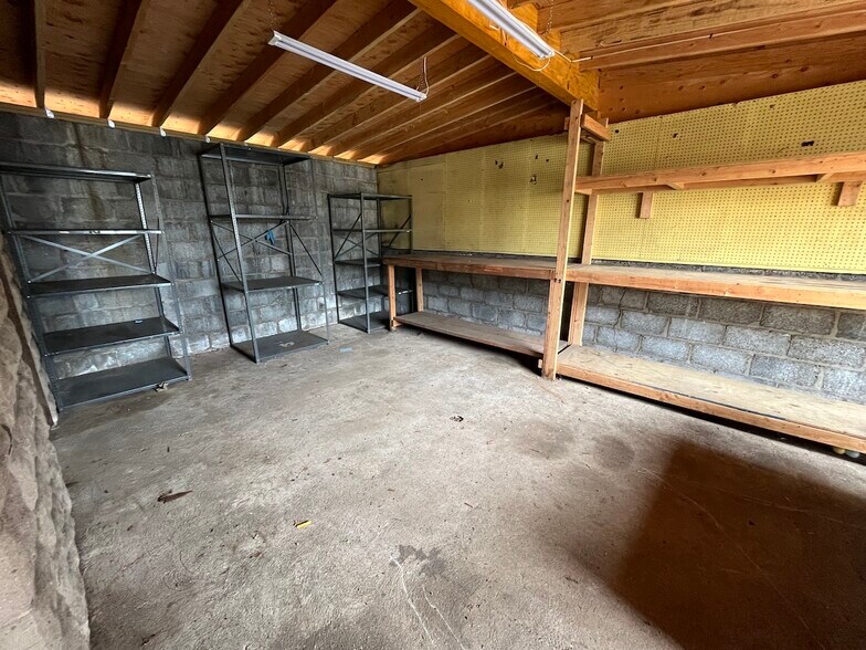 More Photos Of 11 Chestnut St, Tenafly Storefront Retail Office For Lease