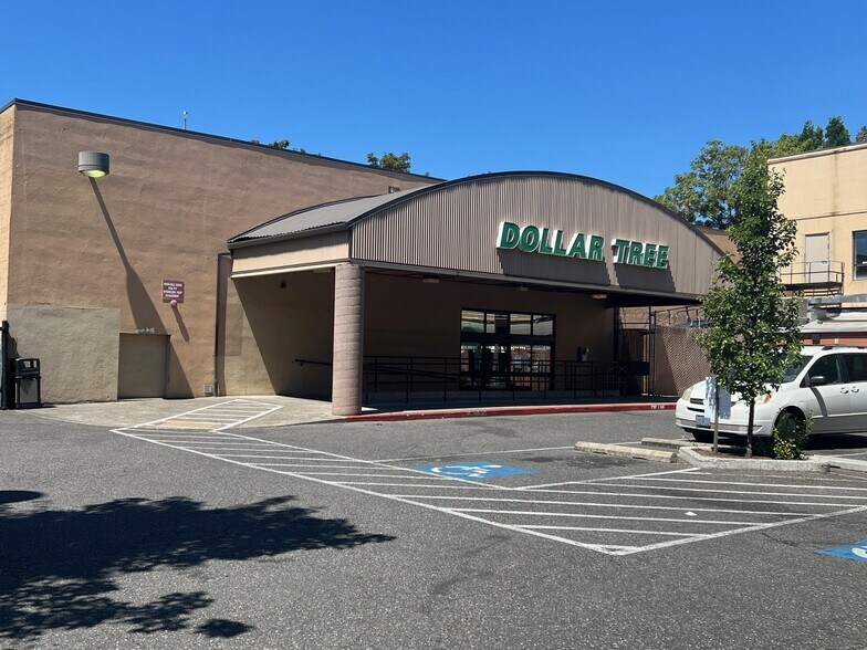 More Photos Of 1815 NE 43rd Ave, Portland Supermarket For Lease