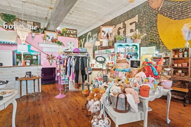 More Photos Of 113 W Main St, Watonga Storefront For Sale