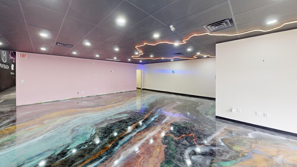 More Photos Of 3201 Atlanta Industrial Pky NW, Atlanta Light Distribution For Lease