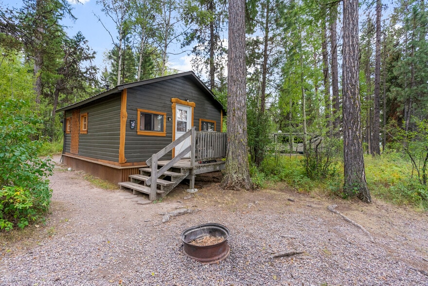 More Photos Of 3481 N Highway 83, Seeley Lake Hotel For Sale
