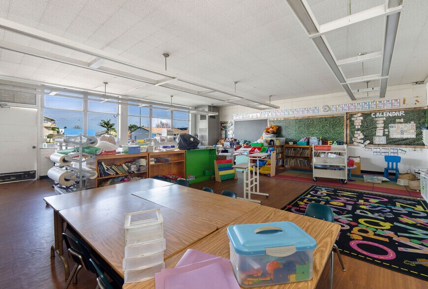 More Photos Of 4755 130th st, Hawthorne Schools For Lease