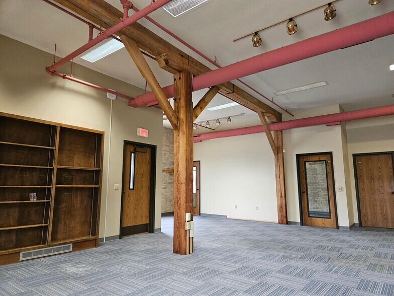 More Photos Of 500 S Hamilton St, Saginaw Medical For Sale