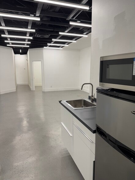 More Photos Of 120 E Marks St, Orlando Loft Creative Space For Lease