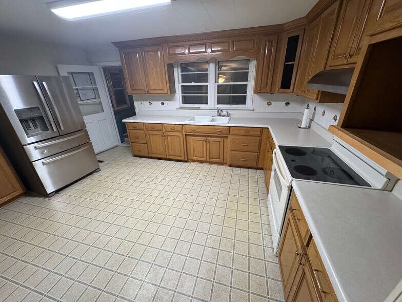 More Photos Of 1616 E Park Ave, Valdosta Multifamily For Sale