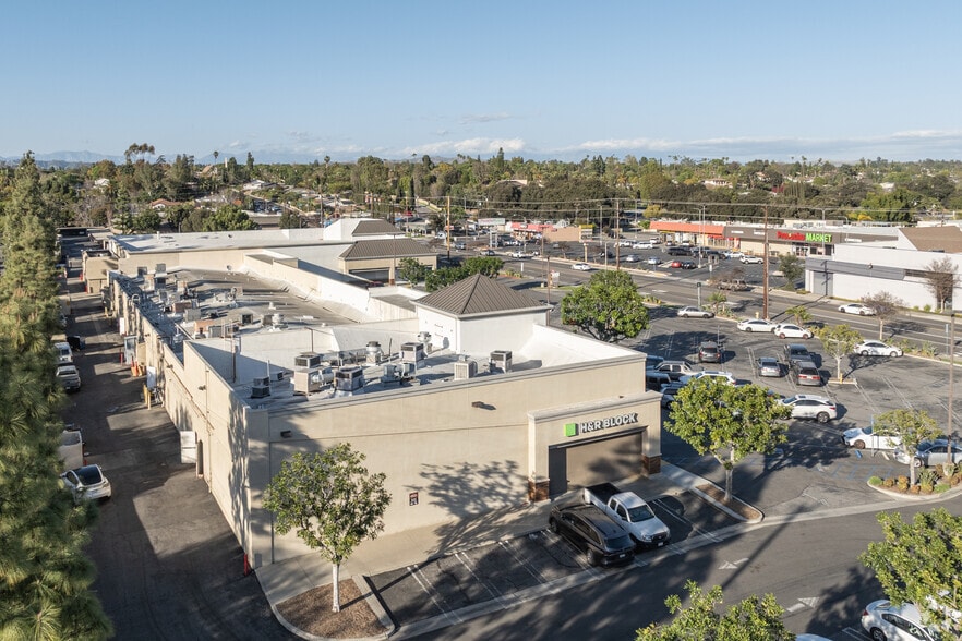 More Photos Of 229-333 N Euclid St, Fullerton Unknown For Lease