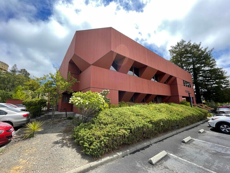 More Photos Of 1000 S Eliseo Dr, Greenbrae Medical For Lease