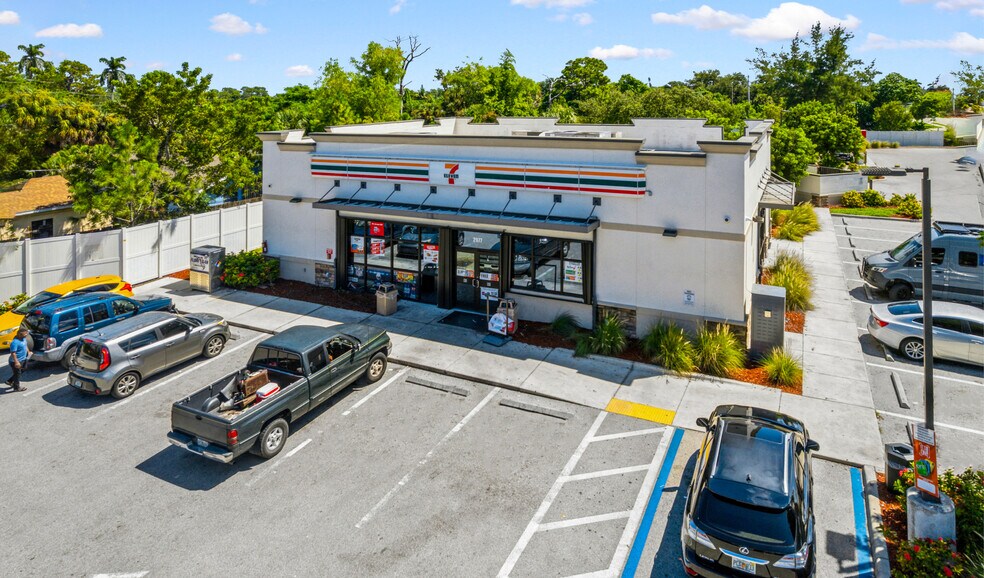 More Photos Of 2977A Cleveland Ave, Fort Myers Convenience Store For Sale