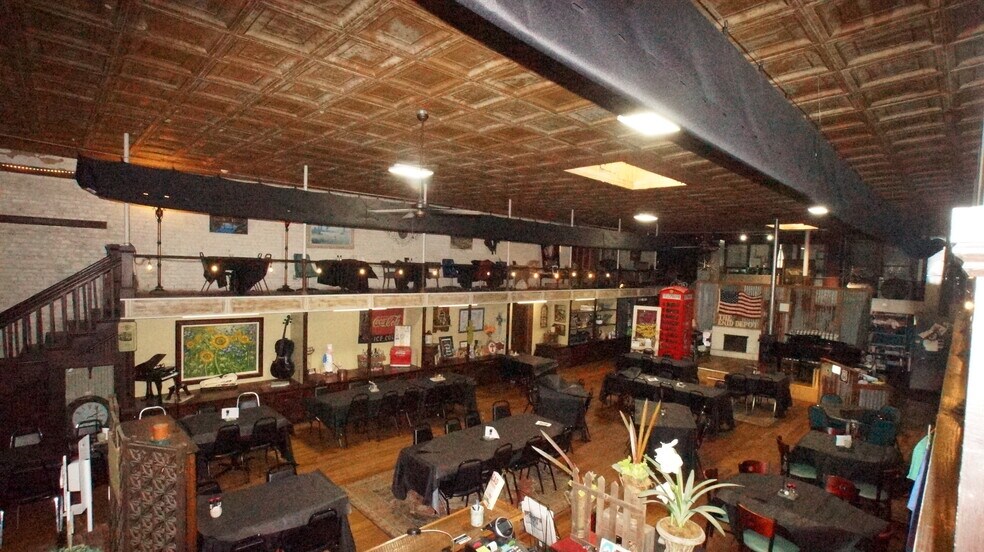 More Photos Of 1027 Jackson Ave, Enid Restaurant For Sale