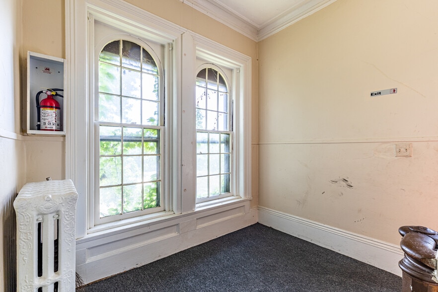 More Photos Of 1041 Lake Ave, Rochester Apartments For Sale